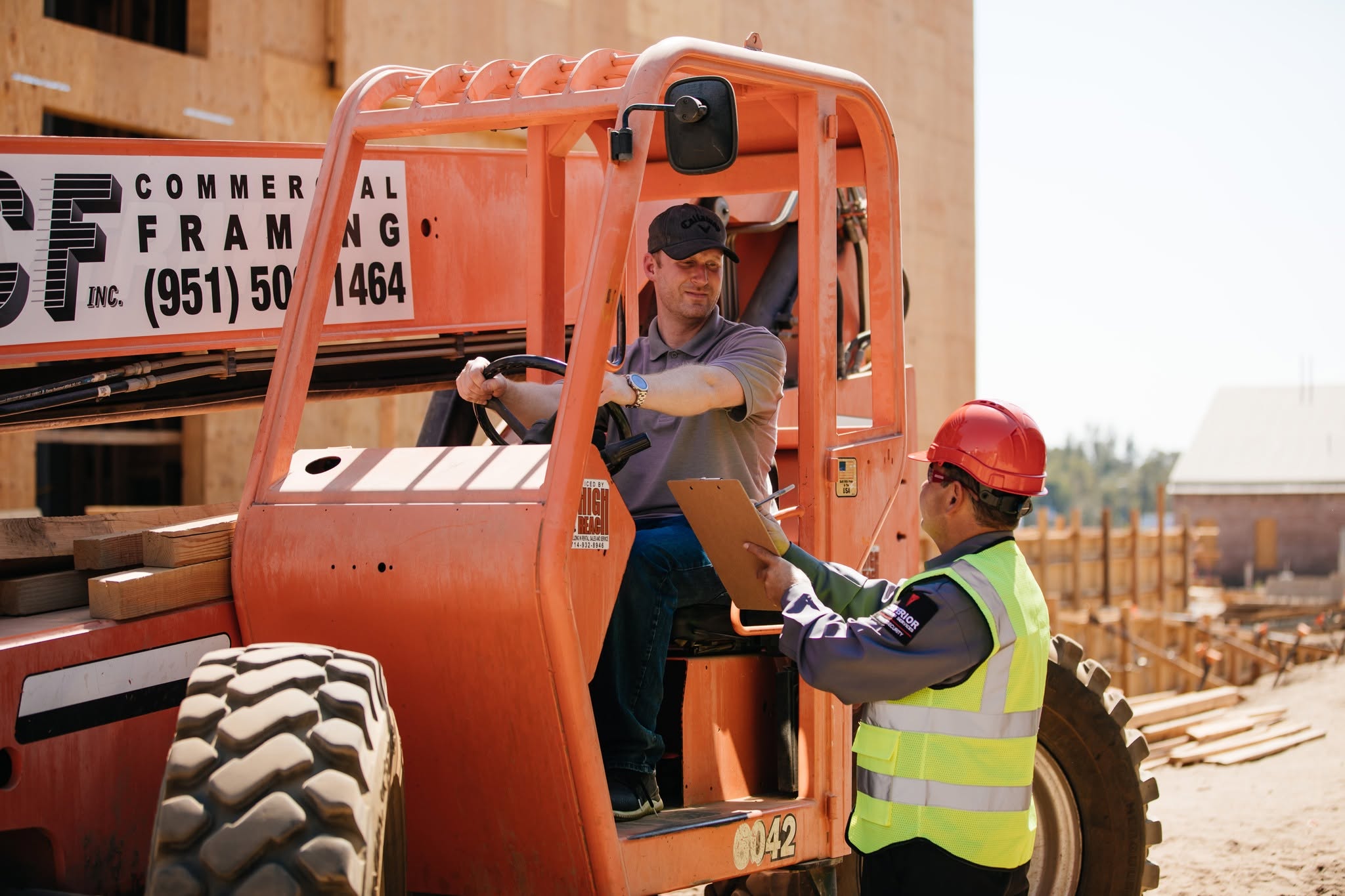 How Security Guards Help Prevent Warehouse Theft
